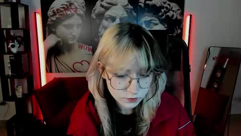Snapshot of nyxcalderra chatting on 05.22.26 Nyx online show from 05.22.26