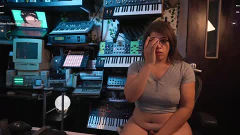 NyxRaven online show from 10.02.25