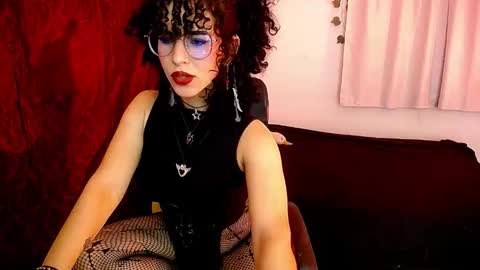 Nyxxei online show from 02.05.26