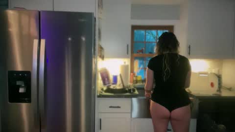 Snapshot of nyxxen chatting on 03.07.26 nyxxen online show from 03.07.26