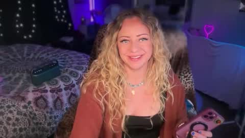 Snapshot of nyxxen chatting on 03.08.26 nyxxen online show from 03.08.26