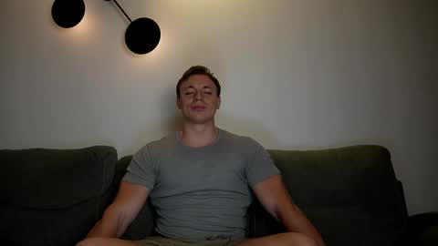 Snapshot of o_r_b_i_t chatting on 05.05.26 o_r_b_i_t online show from 05.05.26