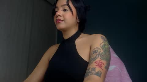 Snapshot of obeyval chatting on 10.02.25 Vale online show from 10.02.25