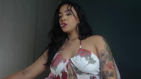 Snapshot of obeyval chatting on 10.14.25 Vale online show from 10.14.25