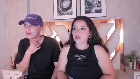 Sara Help me reach 1000 followers online show from 05.15.26