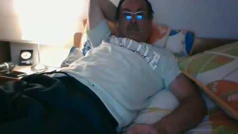 Snapshot of ocorrea chatting on 02.02.25 ocorrea online show from 02.02.25