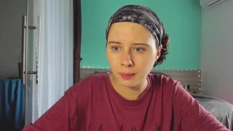 Evie online show from 12.23.24