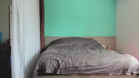 Evie online show from 02.15.25