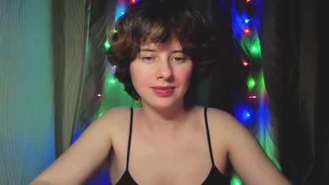 Evie online show from 09.24.25