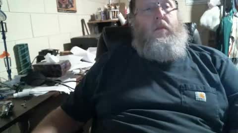 Snapshot of oddobsessions chatting on 02.26.26 oddobsessions online show from 02.26.26