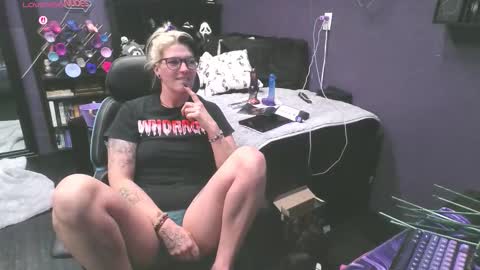 Snapshot of oddywithabody chatting on 03.01.26 Oddy With A Body online show from 03.01.26