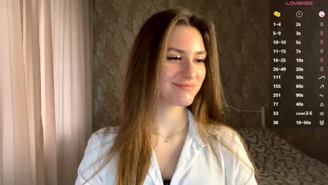 Mia online show from 12.03.25