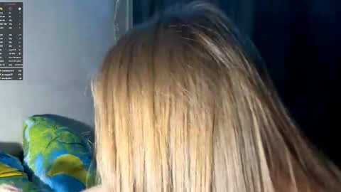 Snapshot of odelindafaro chatting on 05.31.26 Lili online show from 05.31.26