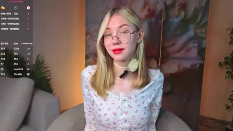 Snapshot of odelyncure chatting on 02.11.26 Lynna online show from 02.11.26