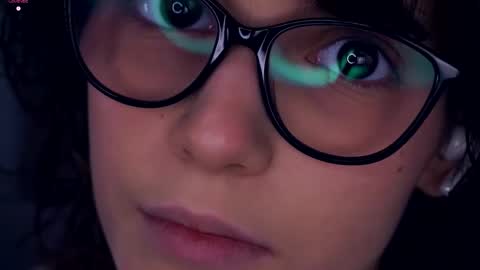 Thea online show from 10.11.25