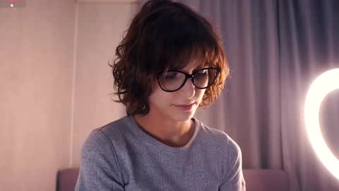 Thea online show from 12.15.25