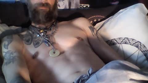 Snapshot of oedipe666 chatting on 07.10.26 oedipe666cam online show from 07.10.26