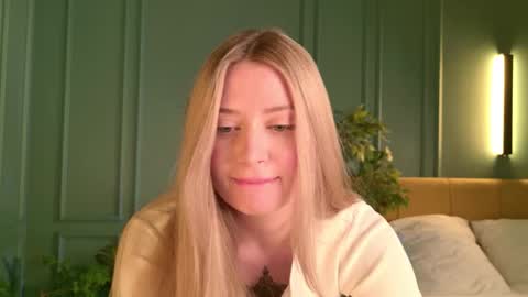 Snapshot of off_the_record_ chatting on 11.28.25 off_the_record_ online show from 11.28.25