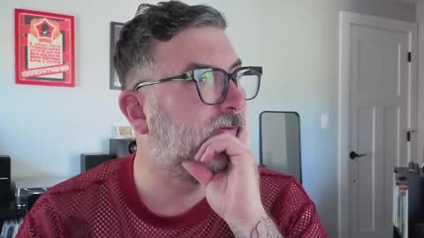 Snapshot of office_dad chatting on 09.11.25 Office Dad online show from 09.11.25