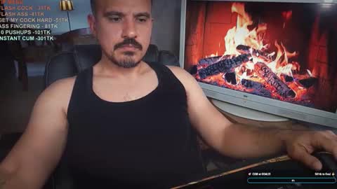 Snapshot of officeman7 chatting on 11.19.25 officeman7 online show from 11.19.25