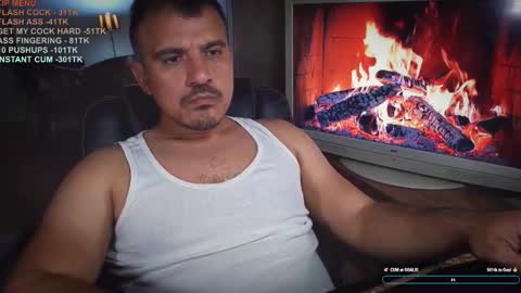 Snapshot of officeman7 chatting on 11.25.25 officeman7 online show from 11.25.25