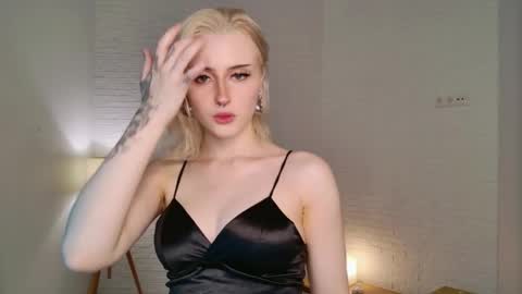 Lily online show from 05.13.26