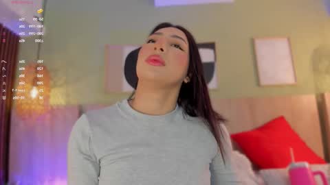 Snapshot of oh_hollyy chatting on 02.12.26 Holly online show from 02.12.26