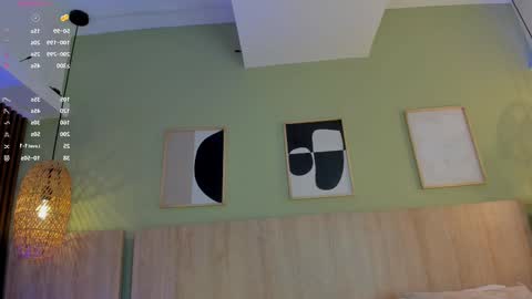 Snapshot of oh_hollyy chatting on 02.27.26 Holly online show from 02.27.26