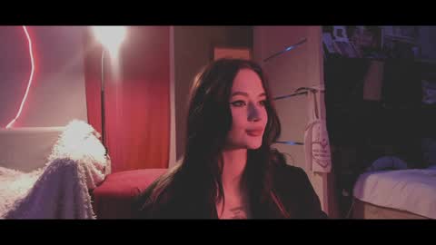 Snapshot of oh_lilith chatting on 12.28.24 your dear Lilith Chapman online show from 12.28.24