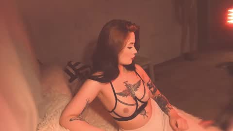 Snapshot of oh_lilith chatting on 03.08.25 your dear Lilith Chapman online show from 03.08.25