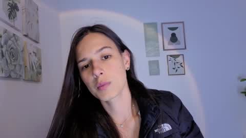 Snapshot of ohanna_ chatting on 10.03.25 ohanna_ online show from 10.03.25