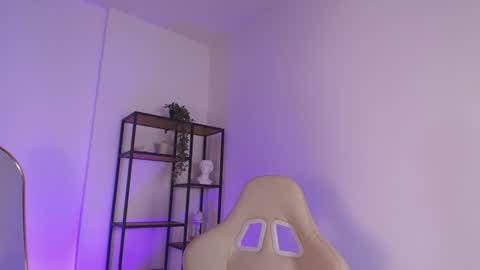 Julia online show from 01.18.25