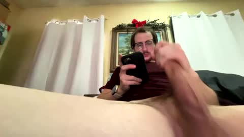 Snapshot of ohio944 chatting on 12.13.24 Dom online show from 12.13.24