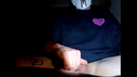 Snapshot of ohjaybones chatting on 10.30.25 ohjaybones online show from 10.30.25