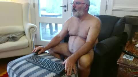 Snapshot of ohjonny55 chatting on 05.17.26 Ohjonny online show from 05.17.26