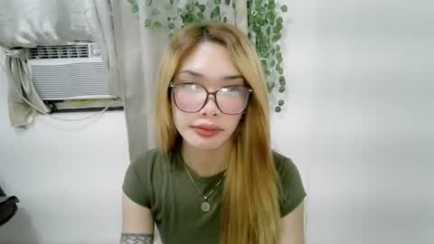 ohmyalessandraxcx online show from 11.29.25