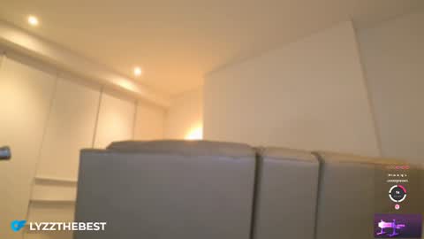 Snapshot of ohmysweetkitty chatting on 07.15.26 Lyz online show from 07.15.26
