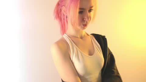 Emi and Ohpi online show from 04.25.26