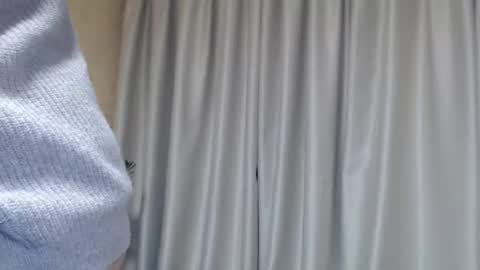 Snapshot of ohsweetiren chatting on 01.31.25 Iren online show from 01.31.25