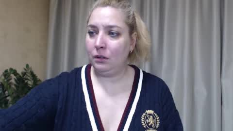 Snapshot of ohsweetiren chatting on 03.04.26 Iren online show from 03.04.26