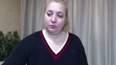 Snapshot of ohsweetiren chatting on 03.17.26 Iren online show from 03.17.26