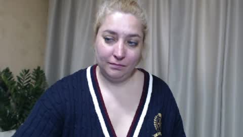 Snapshot of ohsweetiren chatting on 03.28.26 Iren online show from 03.28.26