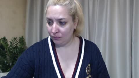 Snapshot of ohsweetiren chatting on 04.01.26 Iren online show from 04.01.26