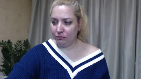 Snapshot of ohsweetiren chatting on 04.08.26 Iren online show from 04.08.26