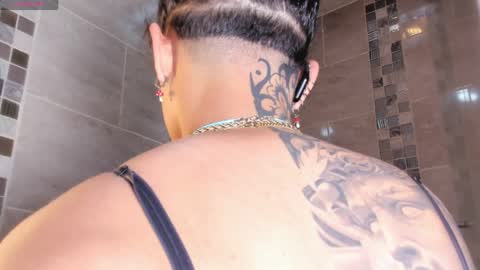 ohyesly_ online show from 03.29.26