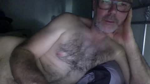 oiledcouple1 online show from 09.09.25