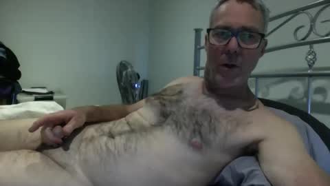 oiledcouple1 online show from 09.18.25