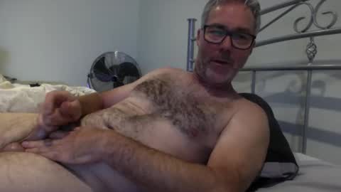 oiledcouple1 online show from 10.21.25