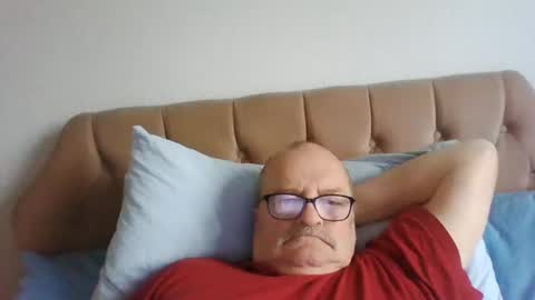 Snapshot of old_fkr chatting on 12.23.24 old_fkr online show from 12.23.24