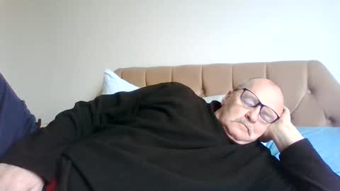 Snapshot of old_fkr chatting on 12.30.24 old_fkr online show from 12.30.24